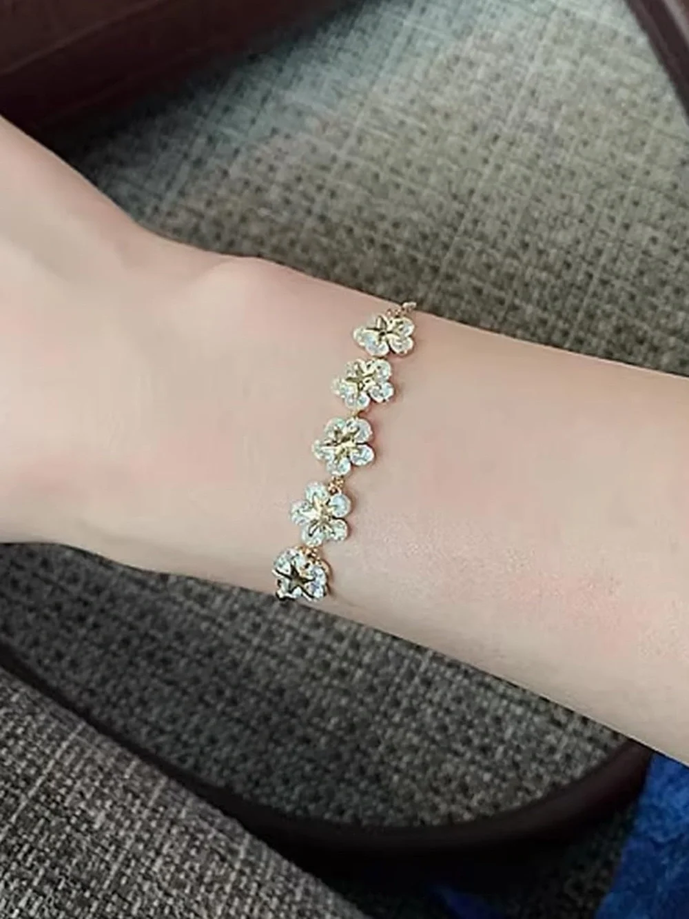 FLORAL CHARM BRACELET Adjustable Gold Chain Modern Cottagecore Fairycore Dainty